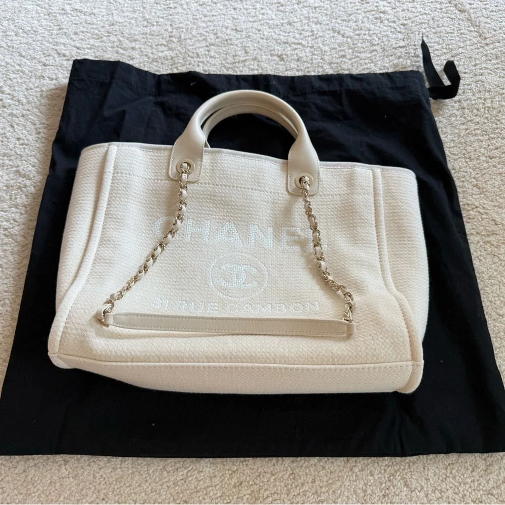 Chanel Deauville Shopping Bag - Picture 3 of 4
